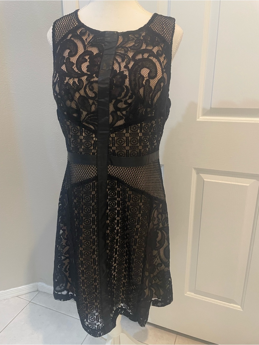 Mossimo Supply Co. Black Lace Mini Dress natural lining with Sheer Insets size L - Picture 8 of 15